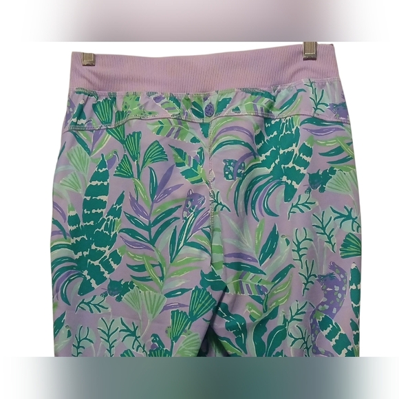 Lilly Pulitzer - NWT, Purple Iris Print Leggings, UPF 50+ Wicking,... - Picture 9 of 10